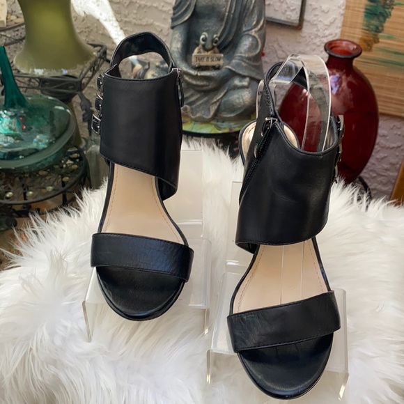 🖤🖤VINCE CAMUTO BLACK WEDGES🖤🖤 - Picture 2 of 6